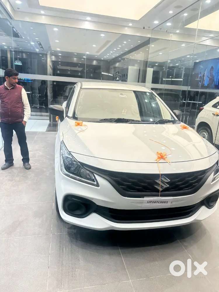 Muje Apni Private Car Rent Pr Deni H