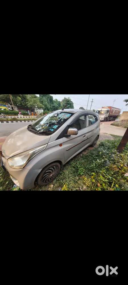 Hyundai Eon 2013 Petrol Era