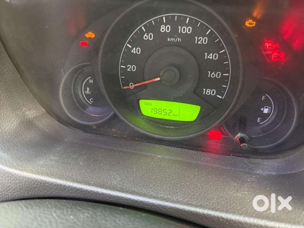 Hyundai Eon Era +, 2016, Petrol