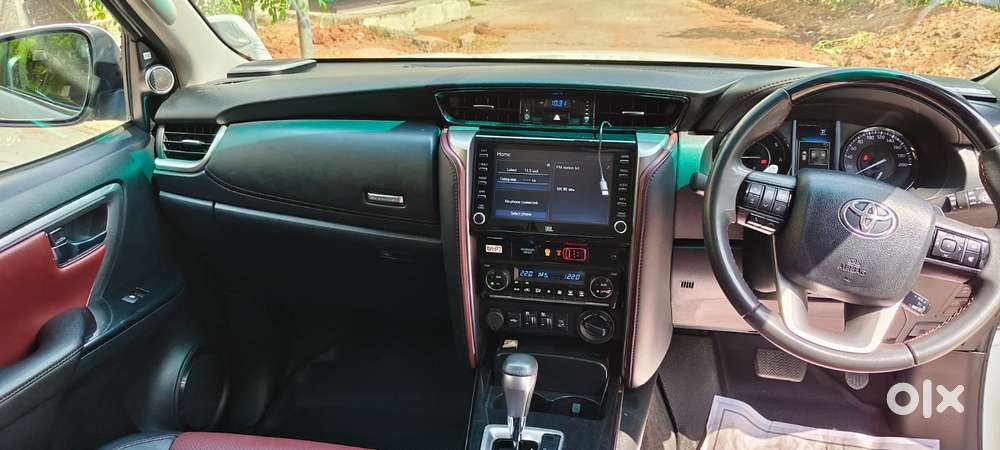 Toyota Fortuner Legender 4x4 At 2.8, 2024, Diesel