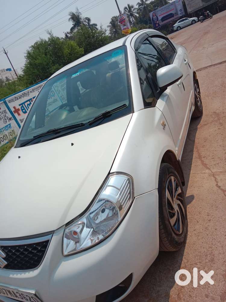Maruti Suzuki Sx4 Vxi Bsiv, 2010, Petrol