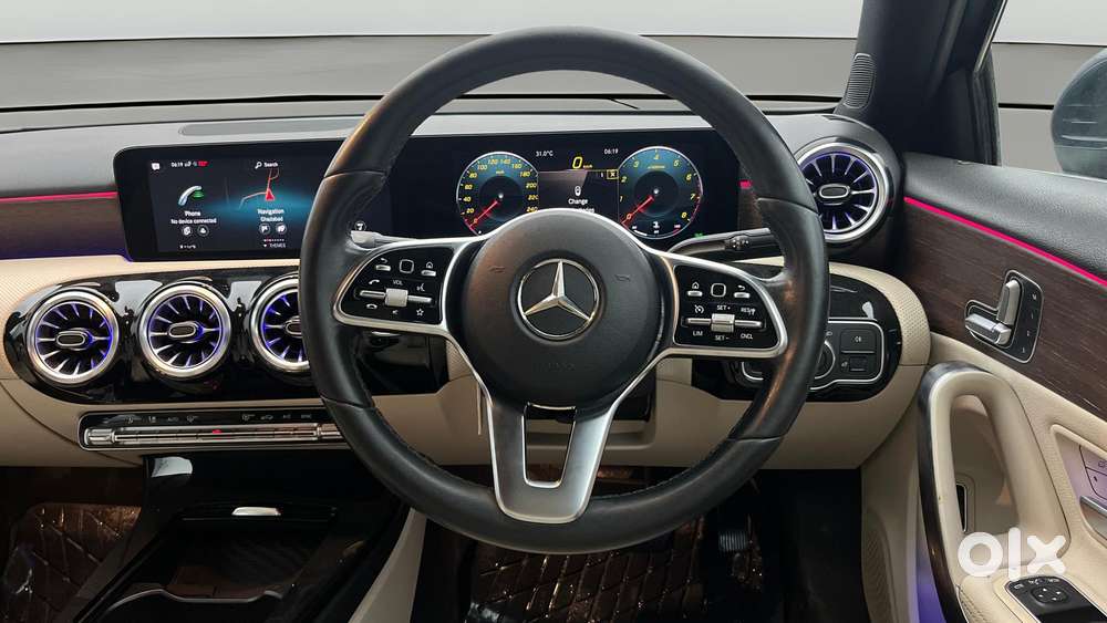Mercedes-benz A-class Limousine 1.3 A 200, 2022, Petrol
