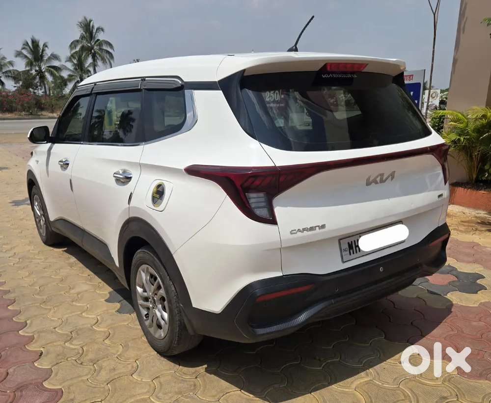 Kia Carens 2023 Diesel Well Maintained