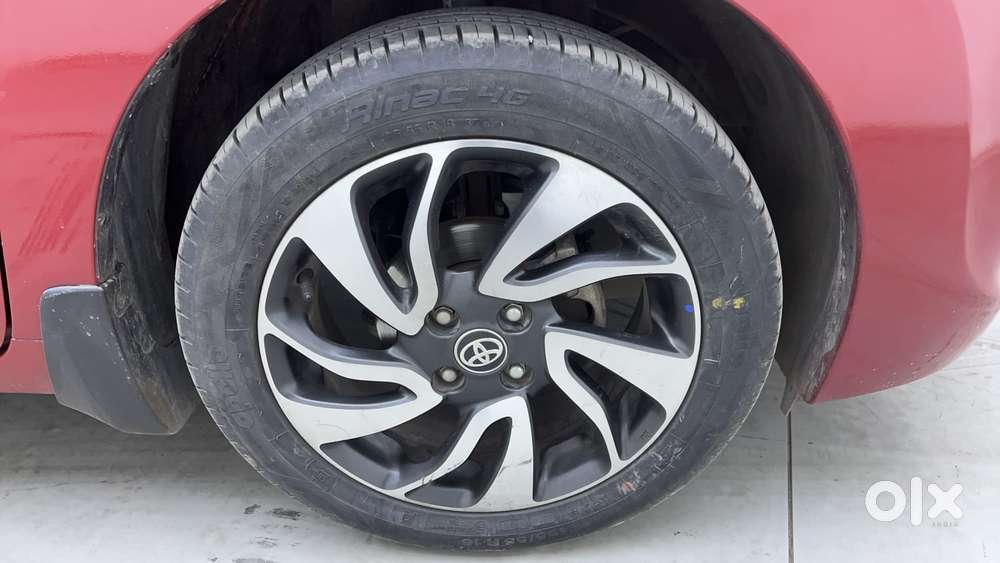 Toyota Glanza V Cvt, 2019, Petrol