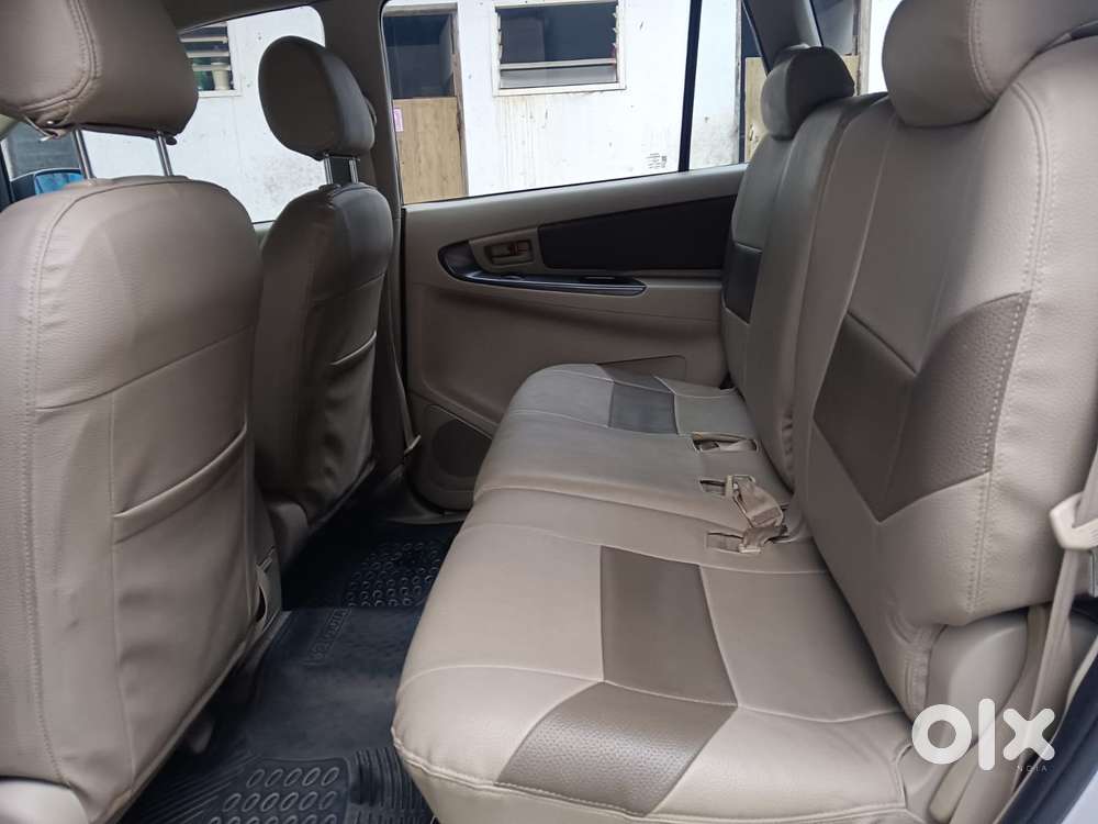 Toyota Innova 2.5 G (diesel) 7 Seater, 2012, Diesel