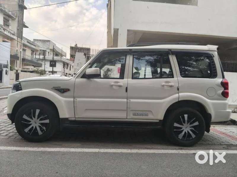 Mahindra Scorpio 1.99 S6 Plus, 2017, Diesel