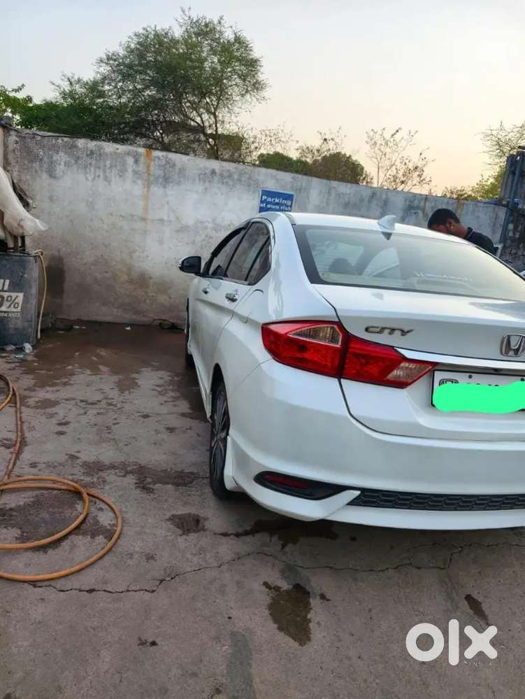 Honda City Hybrid Ehev 2018 Petrol Well Maintained