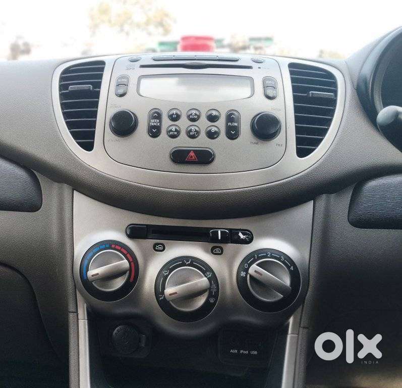 Hyundai I10 Sportz, 2015, Petrol