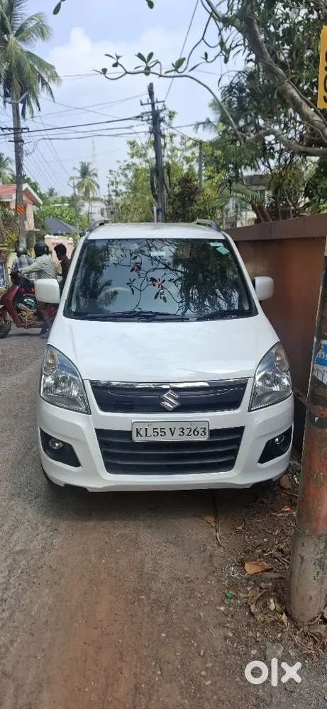 Maruti Suzuki Wagon R 2017 Petrol 40000 Km Driven+ Cng Converted