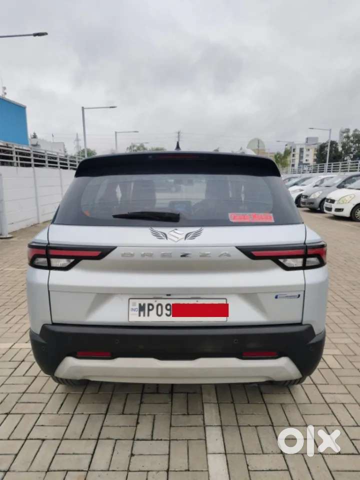 Maruti Suzuki Vitara Brezza 1.5 Zxi At, 2022, Petrol