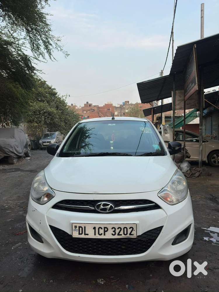 Hyundai I10 2013 Cng Out Fitting & Petrol 15000 Km Driven
