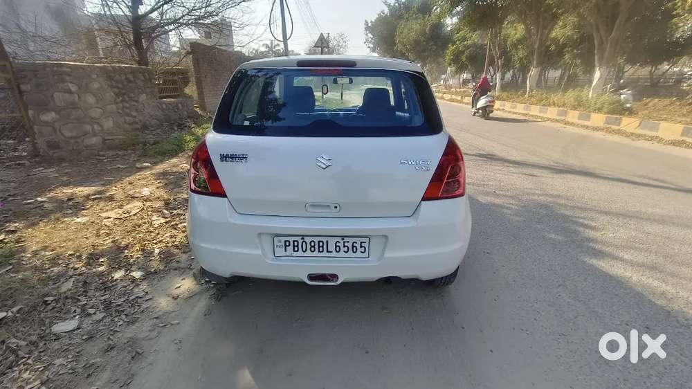 Maruti Suzuki Swift 2010
