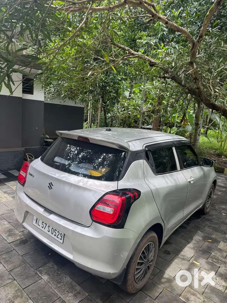 Marathi Suzuki Swift Vxi