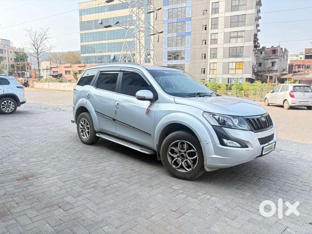 Mahindra Xuv500 2016 Diesel 98000 Km Driven