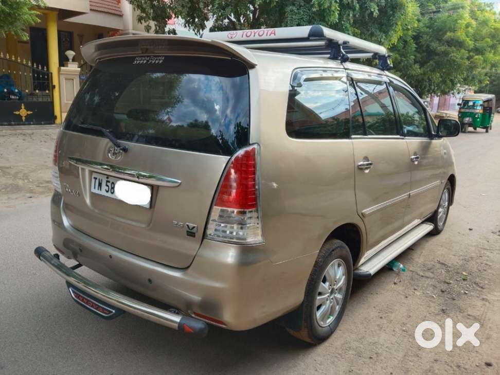 Toyota Innova 2.5 G (diesel) 8 Seater, 2010, Diesel