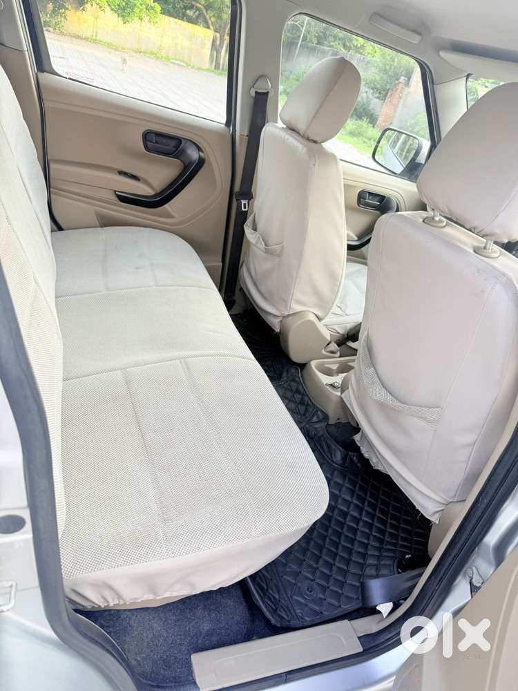 Mahindra Tuv 300 T6, 2016, Diesel