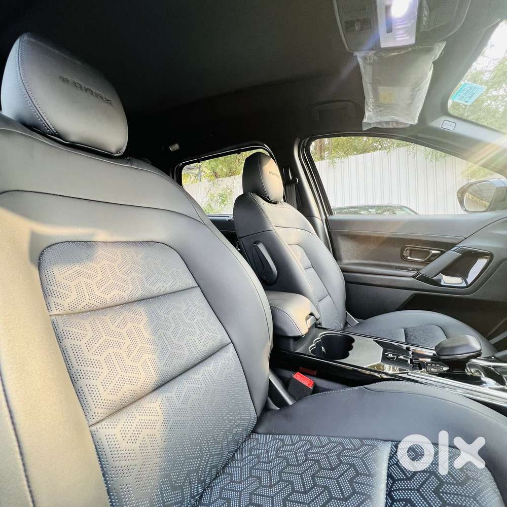 Tata Safari Pure Plus S Dark Edition, 2024, Diesel