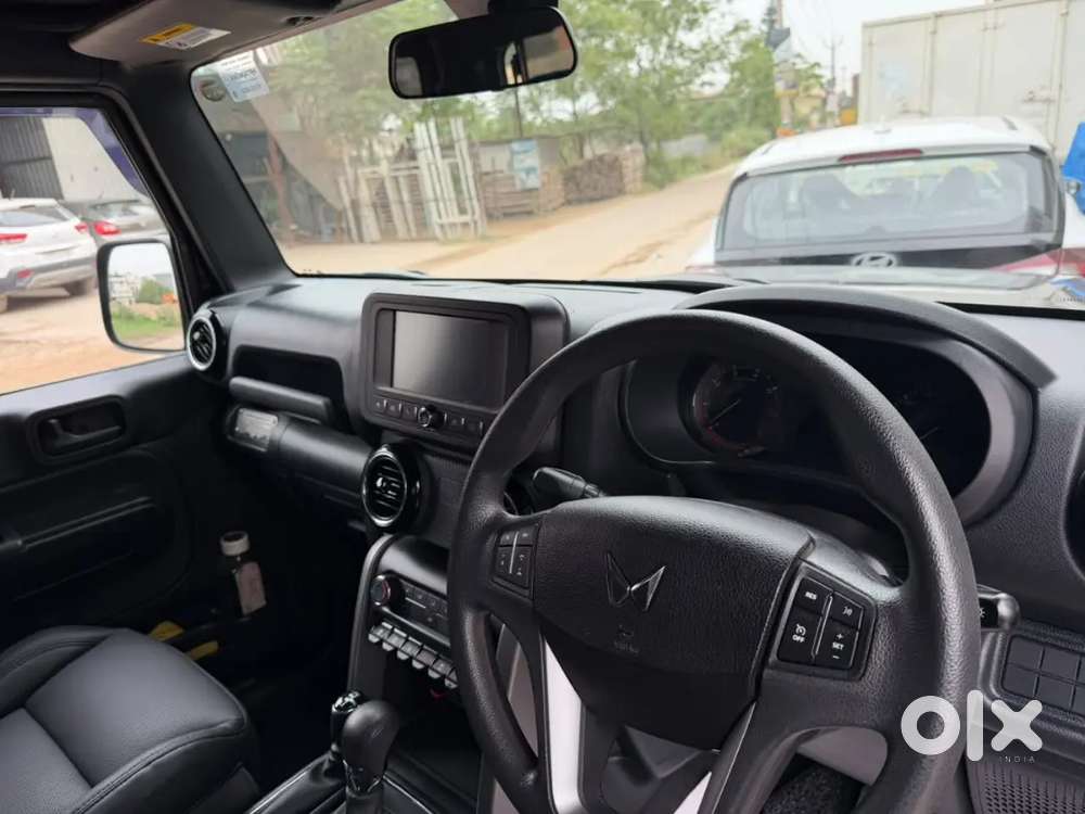 Mahindra Thar Petrol 2022