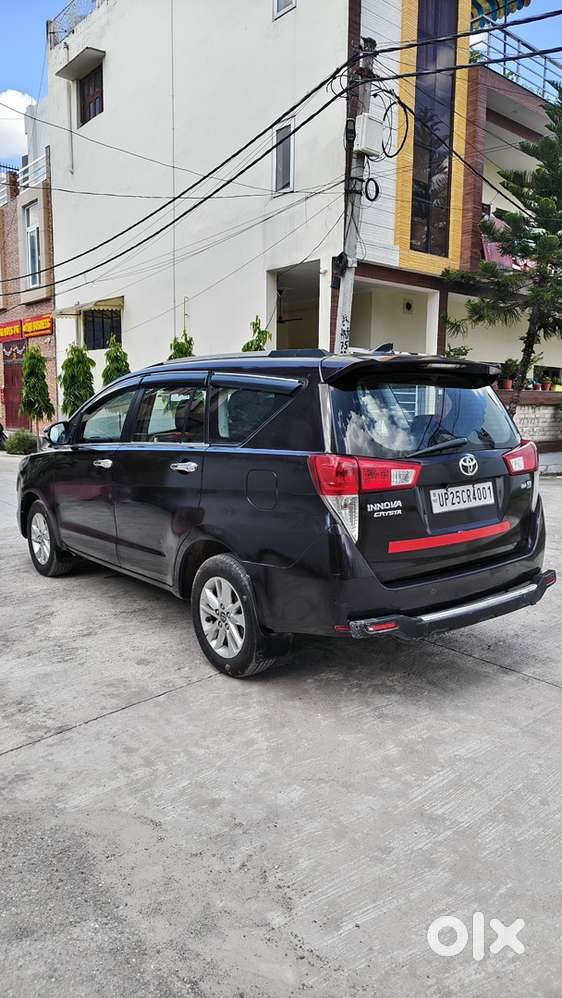 2019 Toyota Innova Crysta