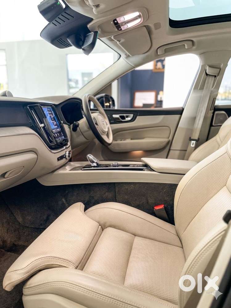 Volvo Xc60 2.0 B5 Ultimate, 2025, Petrol