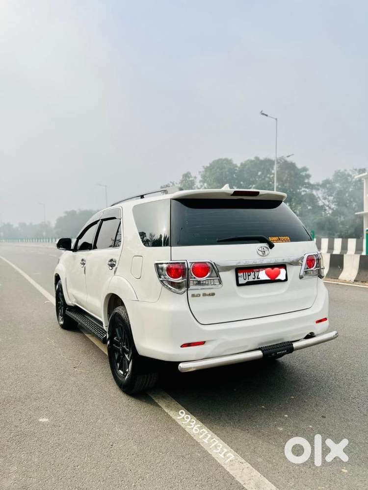 Toyota Fortuner Car 4x2 Mt Diesel Good Condition