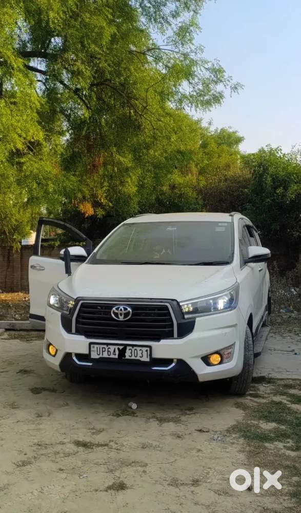 Toyota Innova Crysta 2018 Diesel Well Maintained