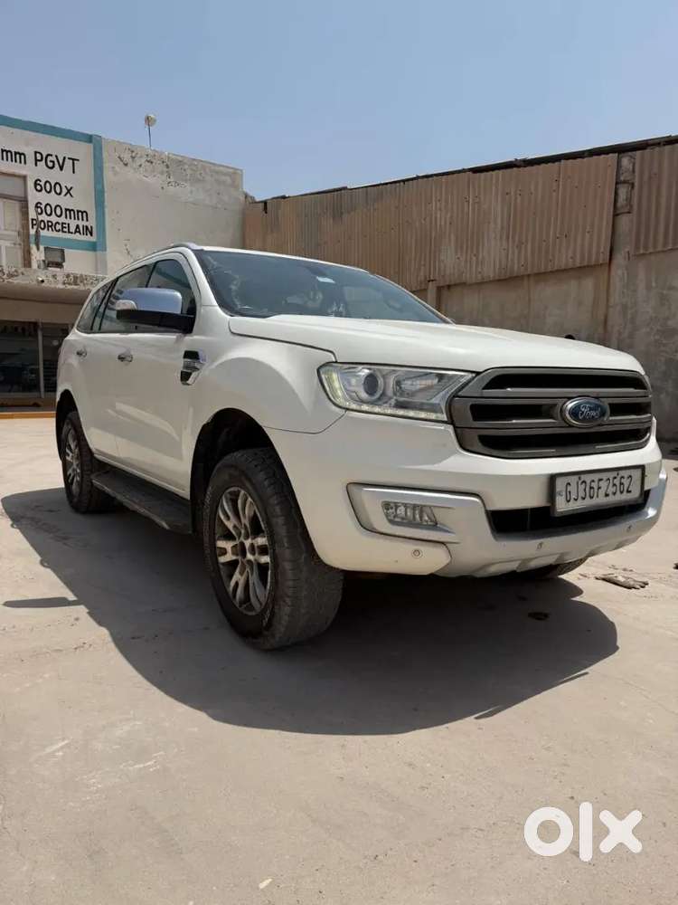 Ford Endeavour Titanium 2017