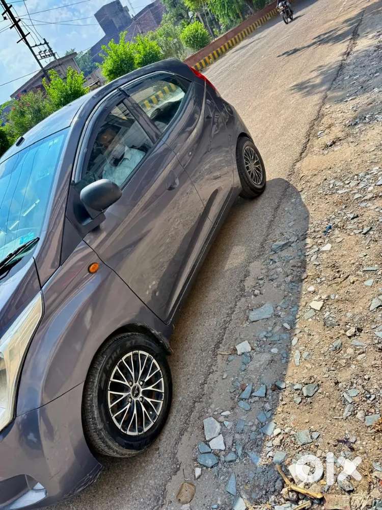 Hyundai Eon Era Petrol Manual 2016