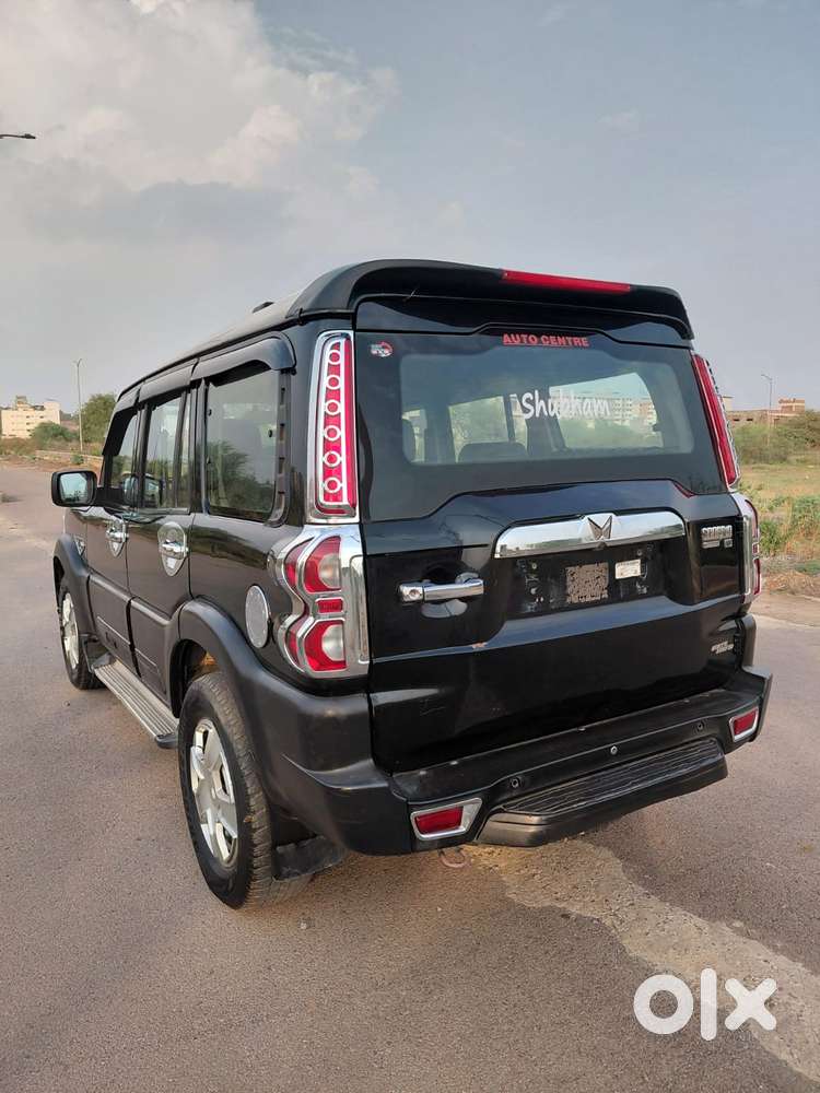 Mahindra Scorpio Classic 2.2 S Mt 9 Str, 2022, Diesel