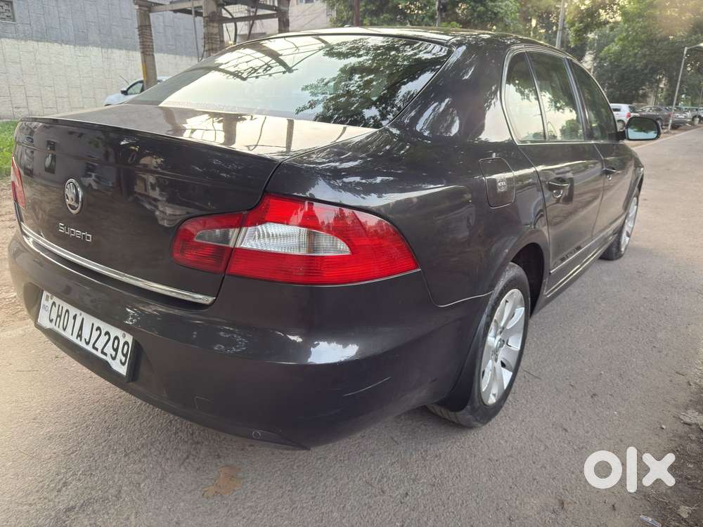 Skoda Superb [2012-2014] 1.8 Tsi Elegance Mt, 2011, Petrol