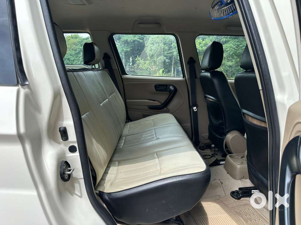 Mahindra Tuv 300 T8, 2016, Diesel