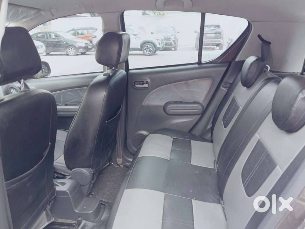 Maruti Suzuki Ritz Vxi, 2012, Petrol