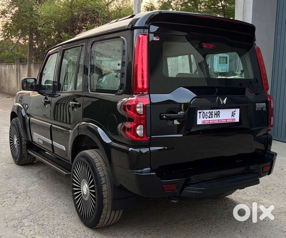 Mahindra Scorpio Classic, 2026, Diesel