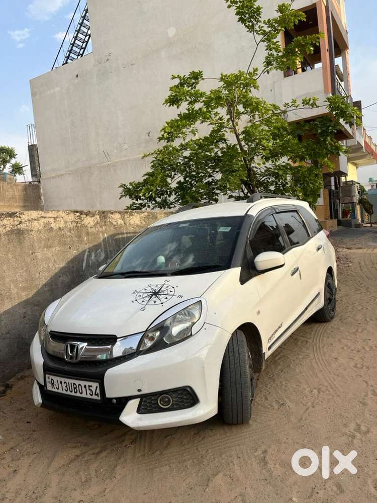 Honda Mobilio 2015 Diesel Well Maintained
