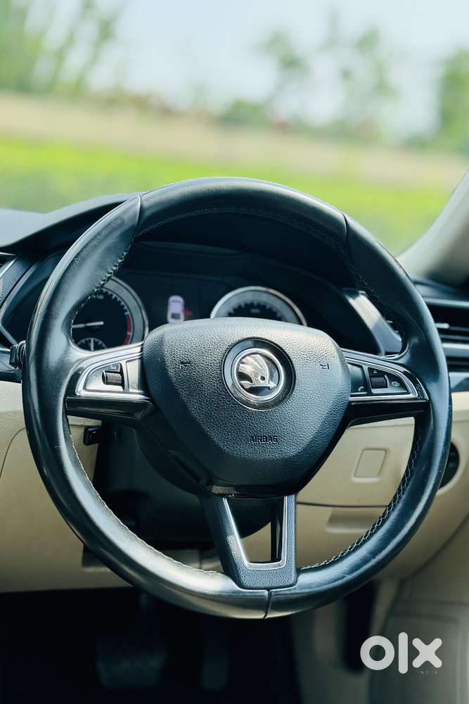 Skoda Superb 2.0 L&k Tsi At, 2018, Petrol