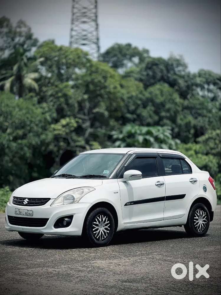 Maruti Suzuki Dzire 2013/9th Month Diesel Well Maintained