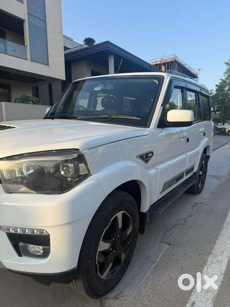 Mahindra Scorpio Classic 2024 Diesel Well Maintained