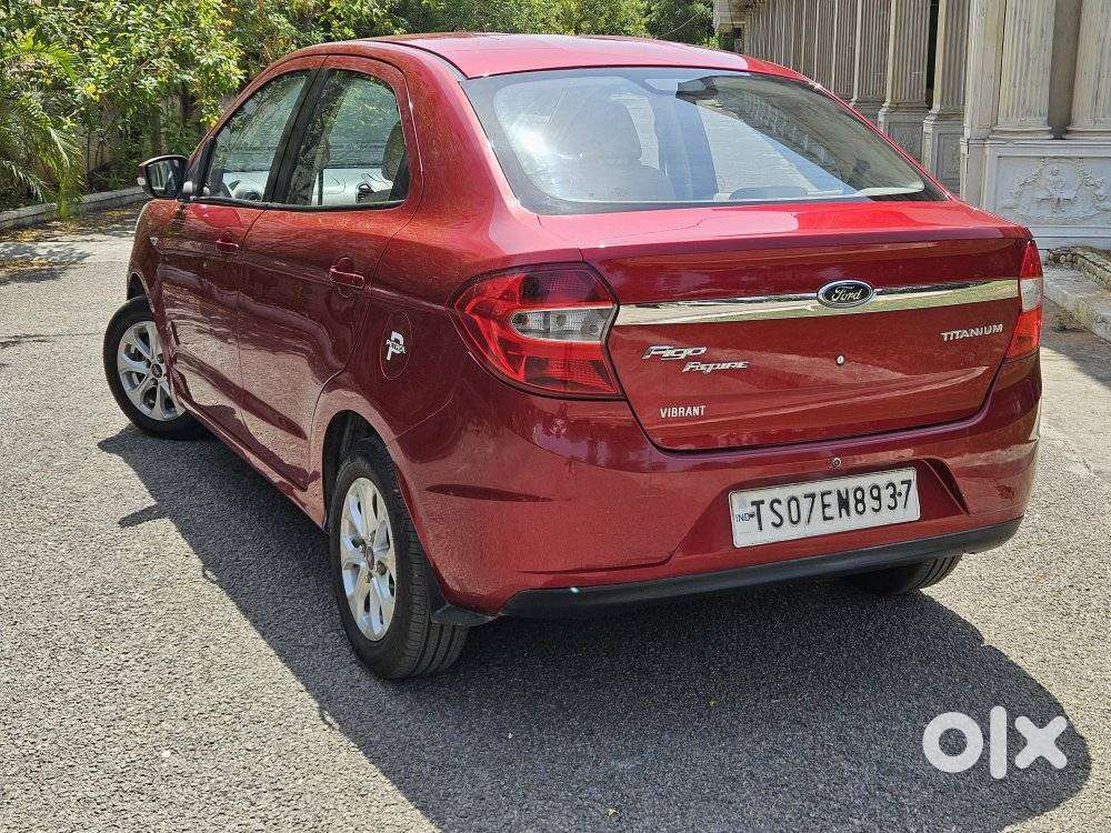 Ford Figo Aspire Titanium Blu, 2015, Petrol