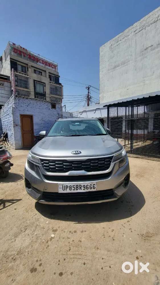 Brand: Kia
Model: Seltos 2020
Color: Grey / Steel Silver