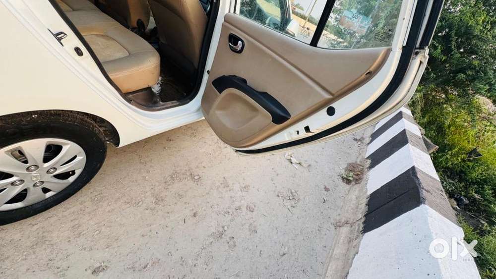 Hyundai I10 2013 Petrol Well Maintained