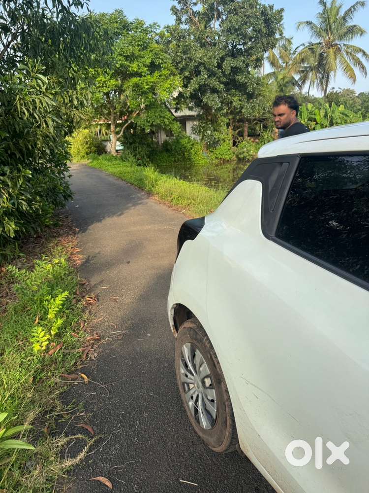 Maruti Suzuki Swift 2021
