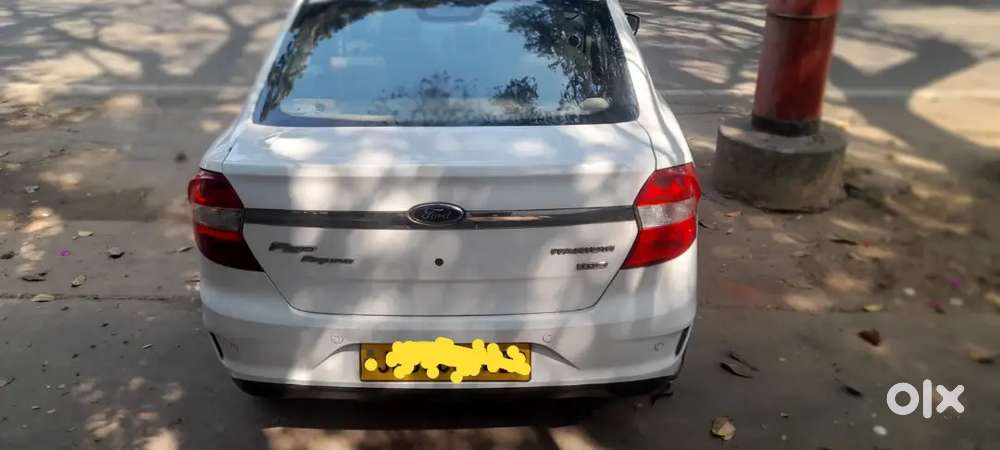 Car Is In Good Condition With No Sound