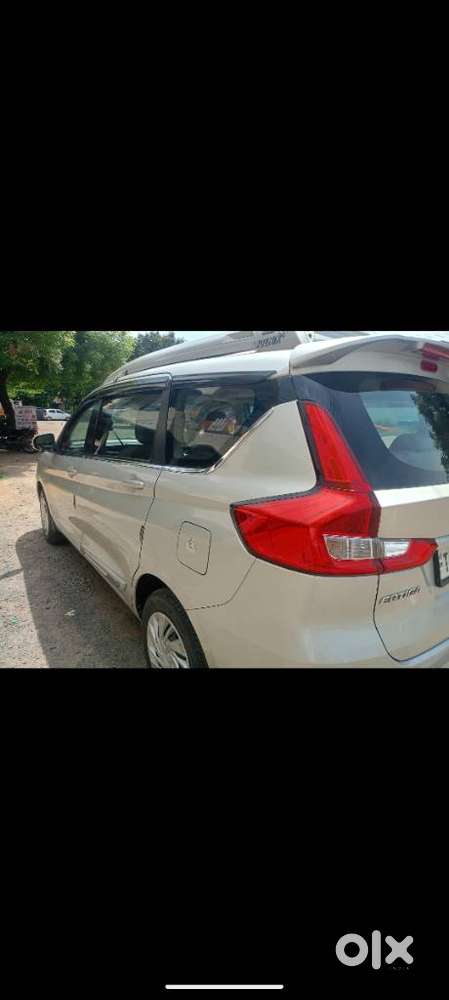 Maruti Suzuki Ertiga Vxi Cng, 2022, Cng & Hybrids
