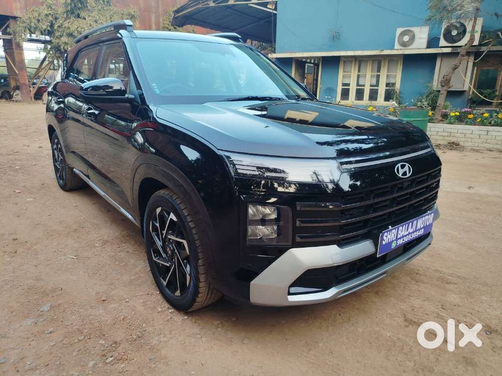 Hyundai Alcazar Platinum, 2025, Petrol