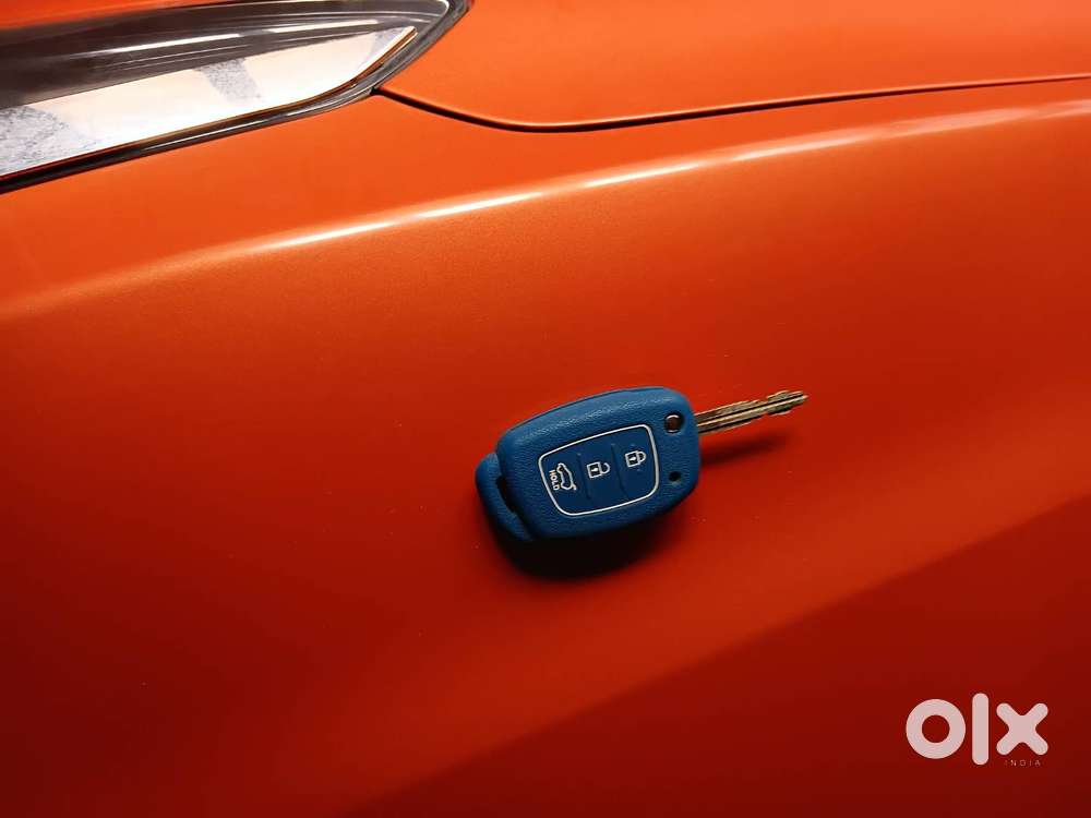 Back Camera, Display Screen, Air Bags, Remote Lock,  Dolby Sound Syste