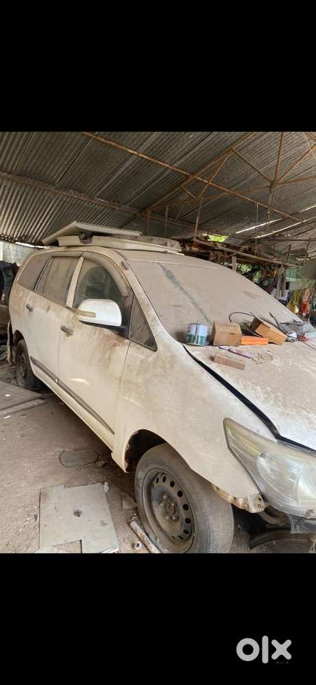 Toyota Innova 2009 Diesel 20000 Km Driven
