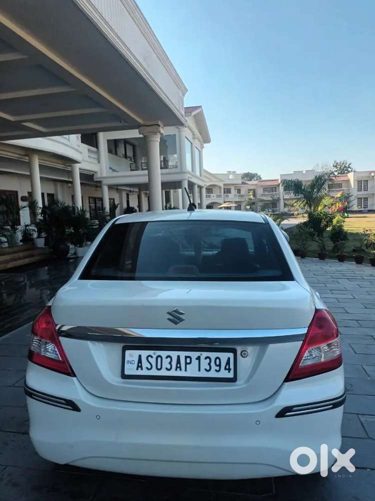 Maruti Suzuki Dzire 2015 Petrol 80000 Km Driven