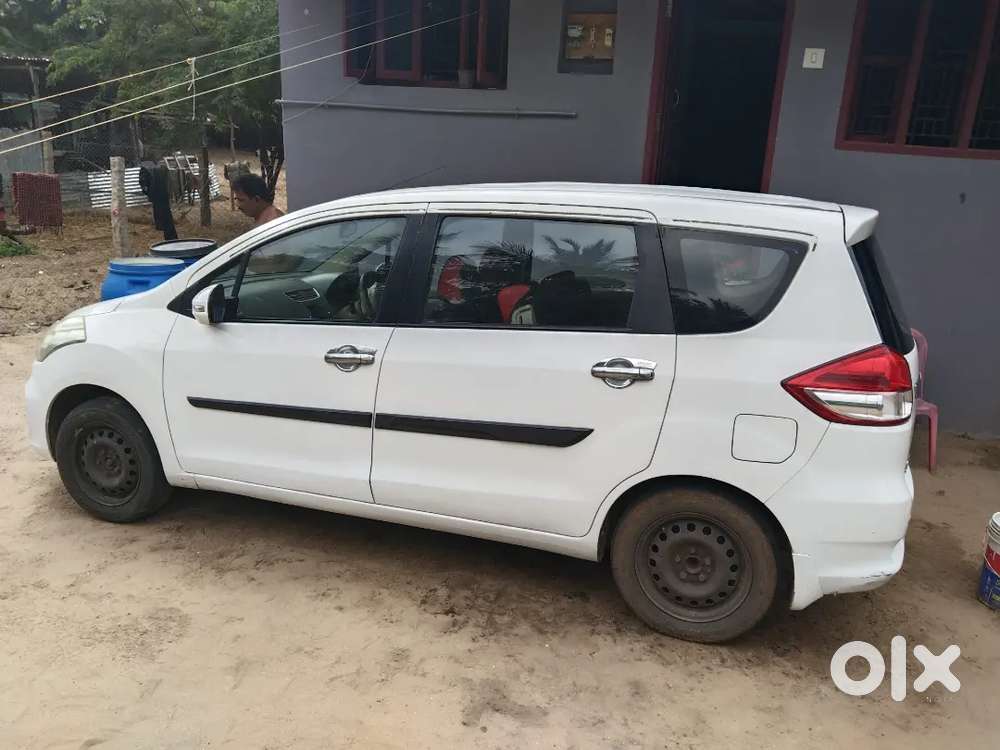 Maruti Suzuki Ertiga 2016 Diesel 230000 Km Driven