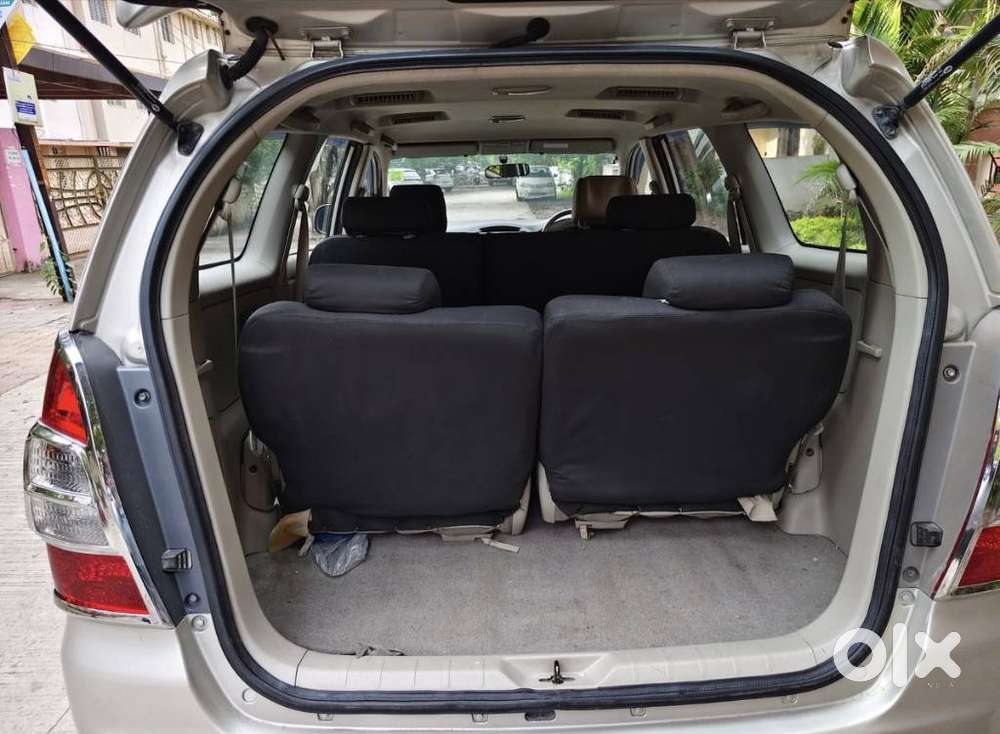 Toyota Innova 2.5 G (diesel) 8 Seater, 2013, Diesel