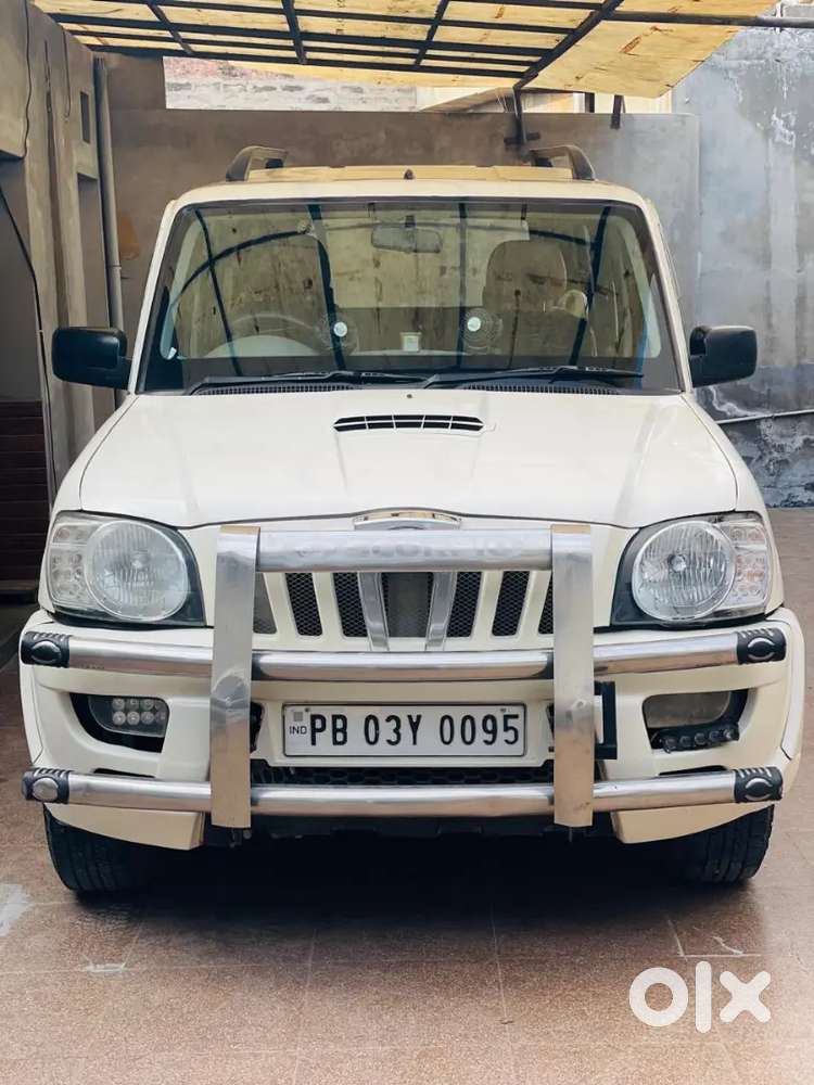 Mahindra Scorpio 2012 Diesel 100000 Km Driven
